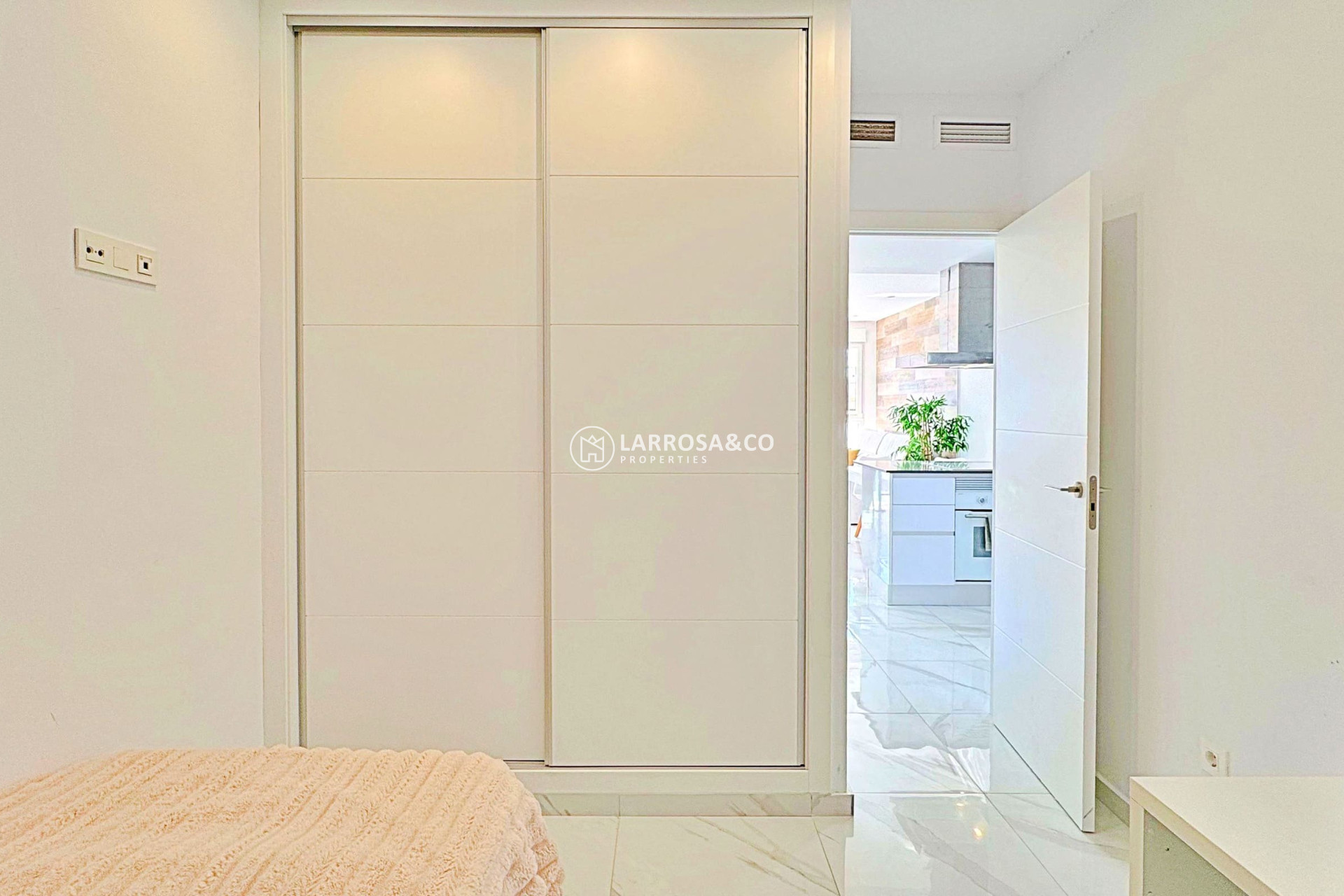 Resale - Semi-detached house - Torrevieja - Costa Blanca