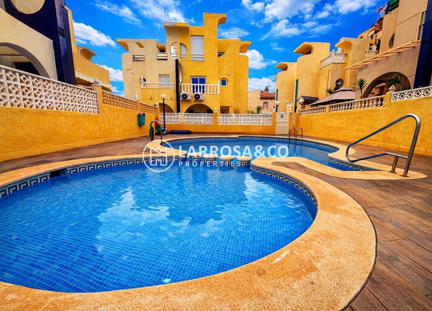 Resale - Semi-detached house - Torrevieja - Costa Blanca