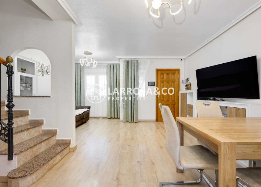 Resale - Semi-detached house - Torrevieja - Costa Blanca