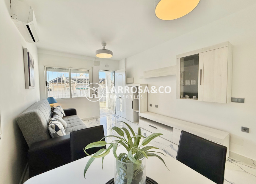 Resale - Semi-detached house - Torrevieja - El chaparral