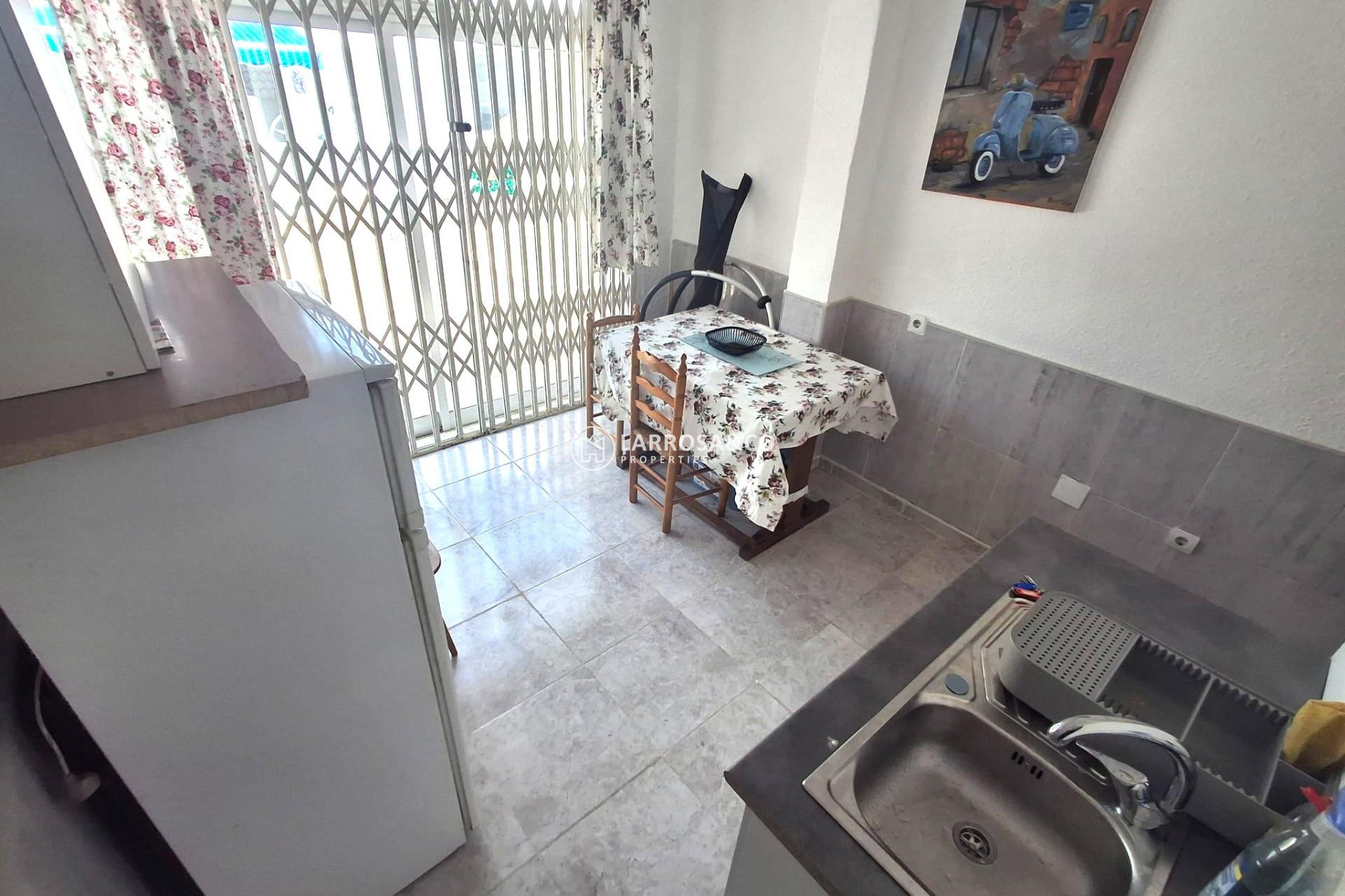 Resale - Semi-detached house - Torrevieja - El limonar