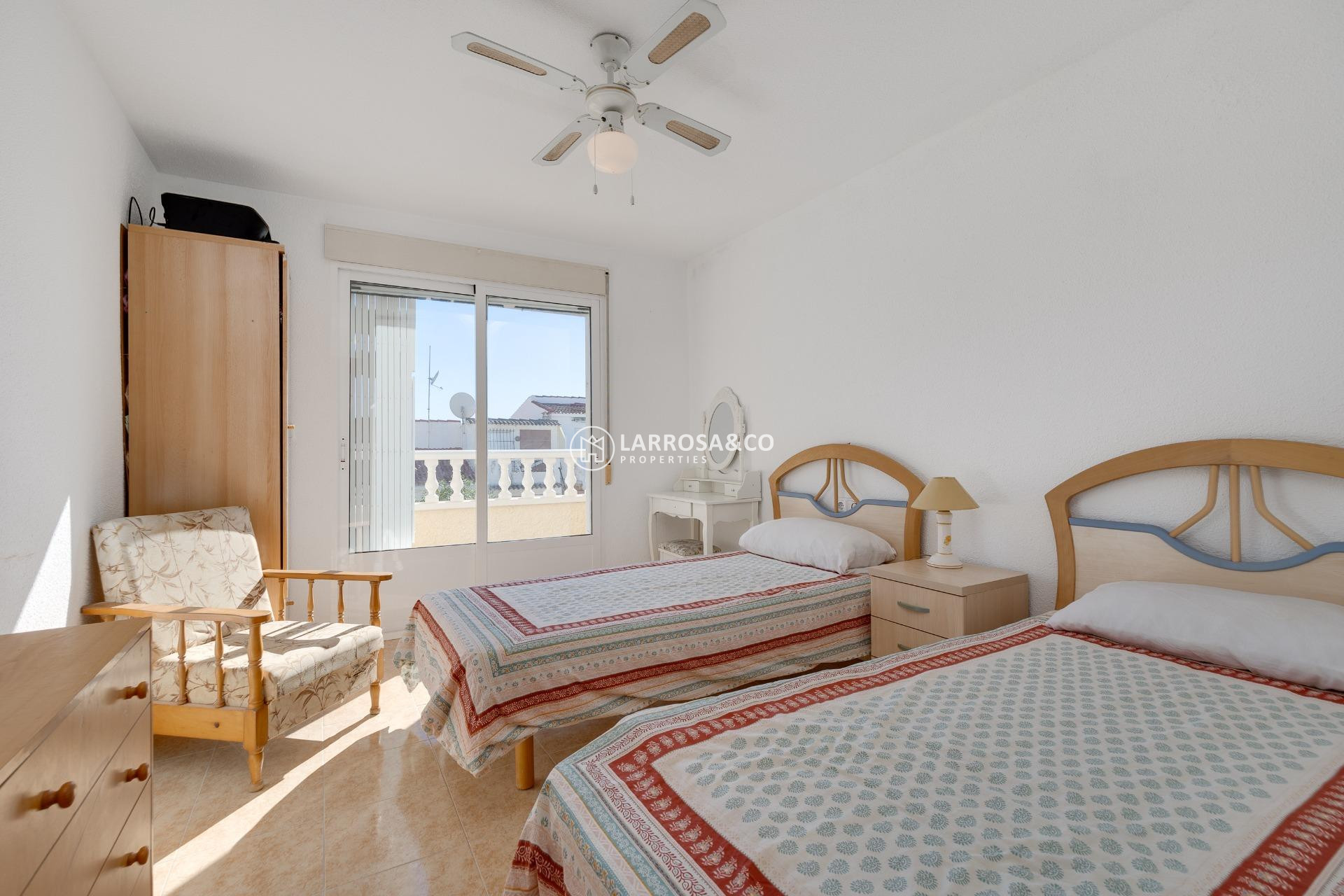 Resale - Semi-detached house - Torrevieja - El limonar