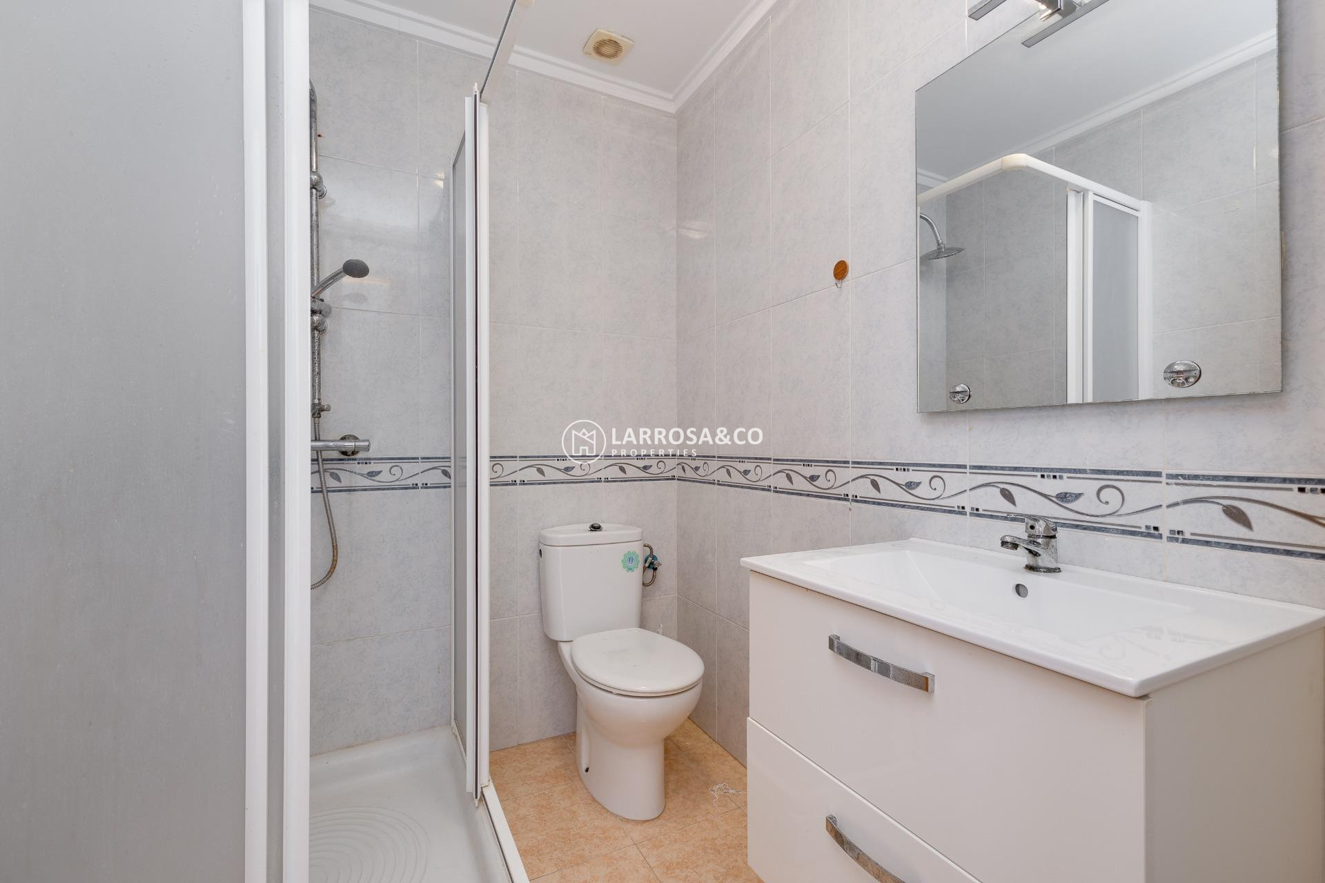 Resale - Semi-detached house - Torrevieja - El limonar