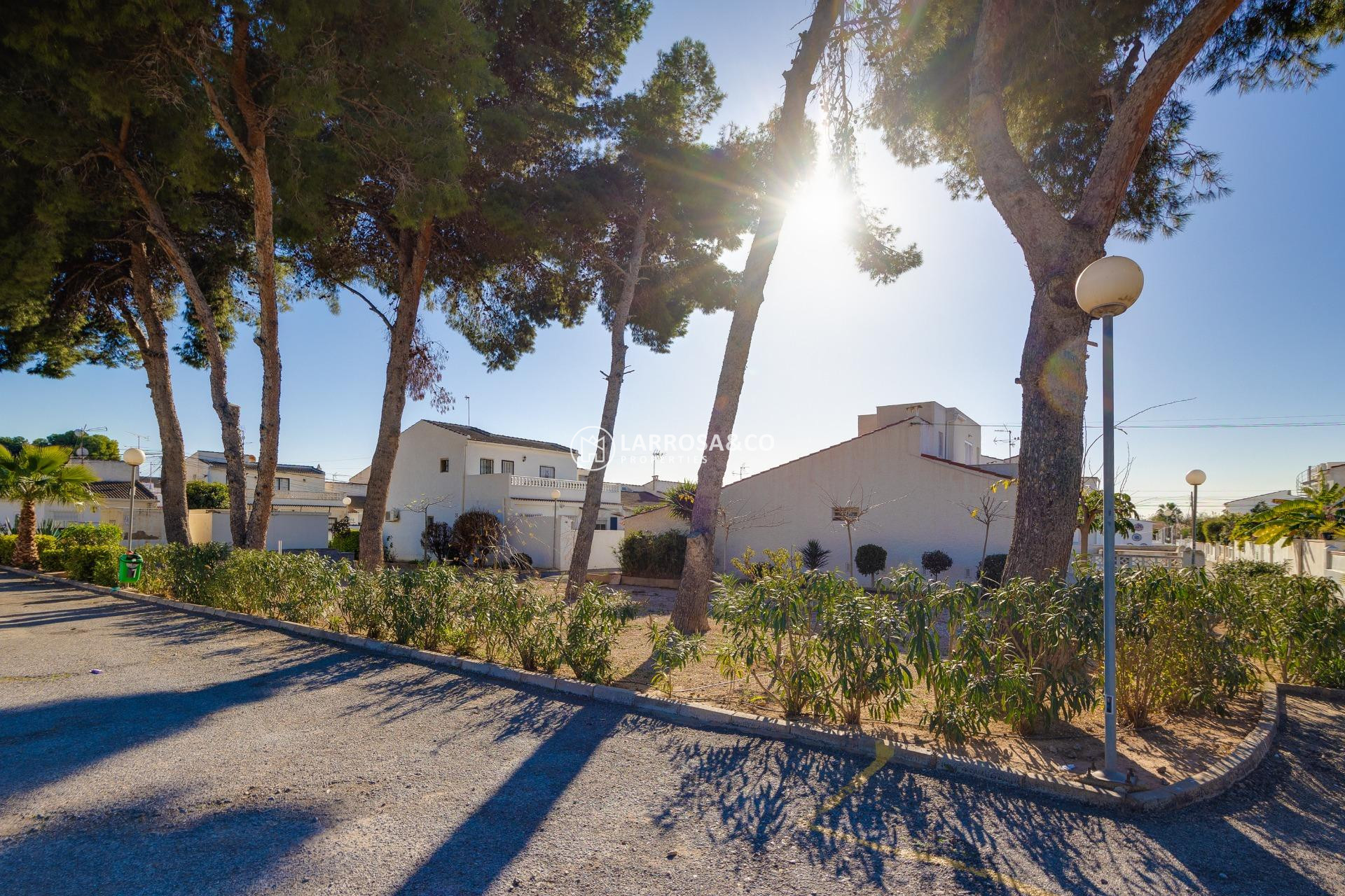 Resale - Semi-detached house - Torrevieja - El limonar