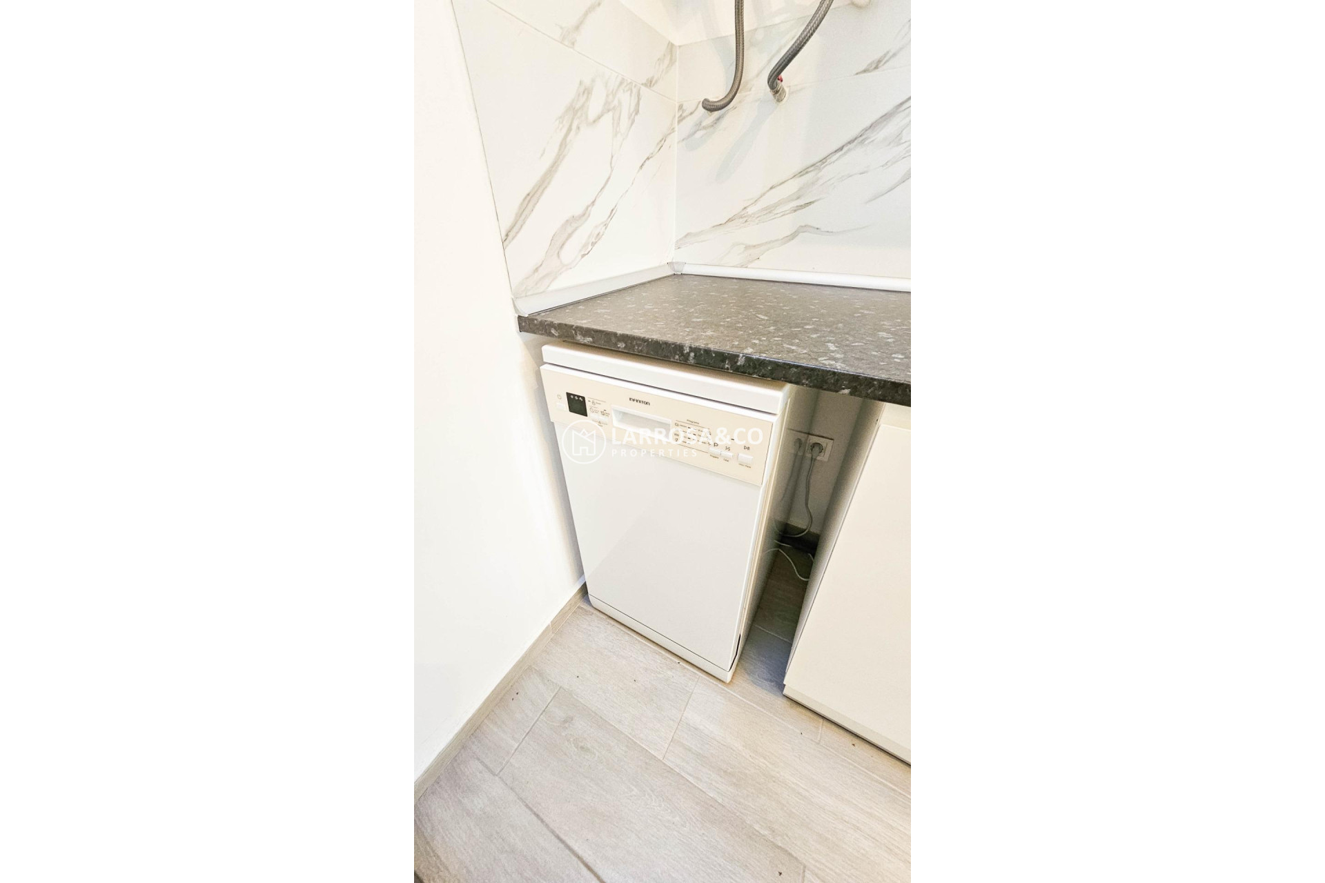 Resale - Semi-detached house - Torrevieja - El limonar