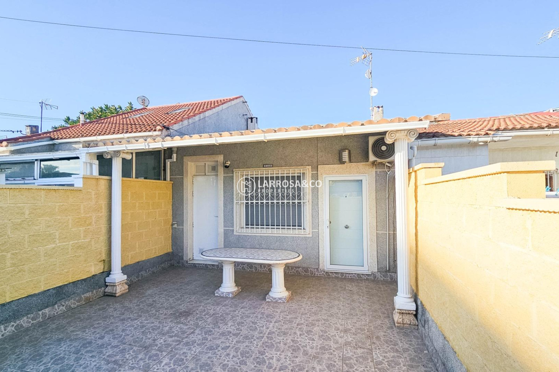 Resale - Semi-detached house - Torrevieja - El limonar