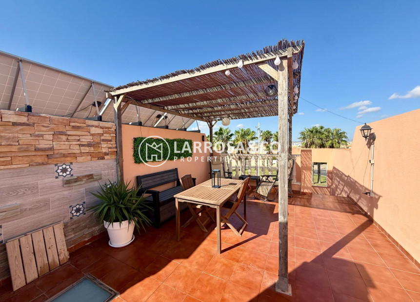 Resale - Semi-detached house - Torrevieja - El limonar