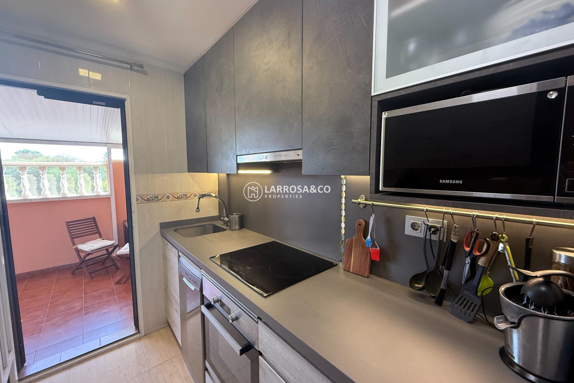 Resale - Semi-detached house - Torrevieja - El limonar