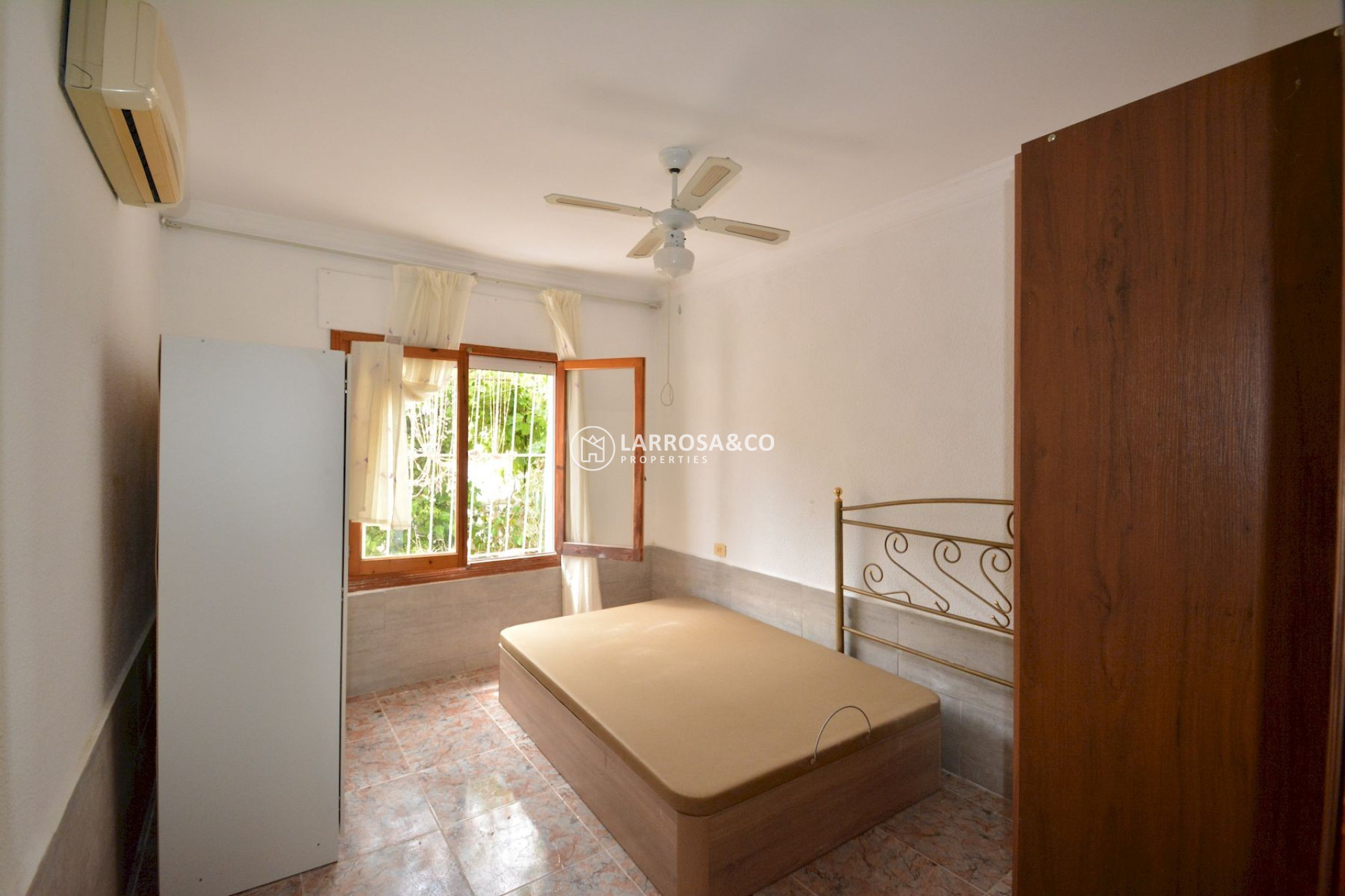Resale - Semi-detached house - Torrevieja - El limonar