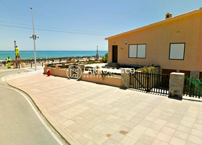 Resale - Semi-detached house - Torrevieja - La Mata