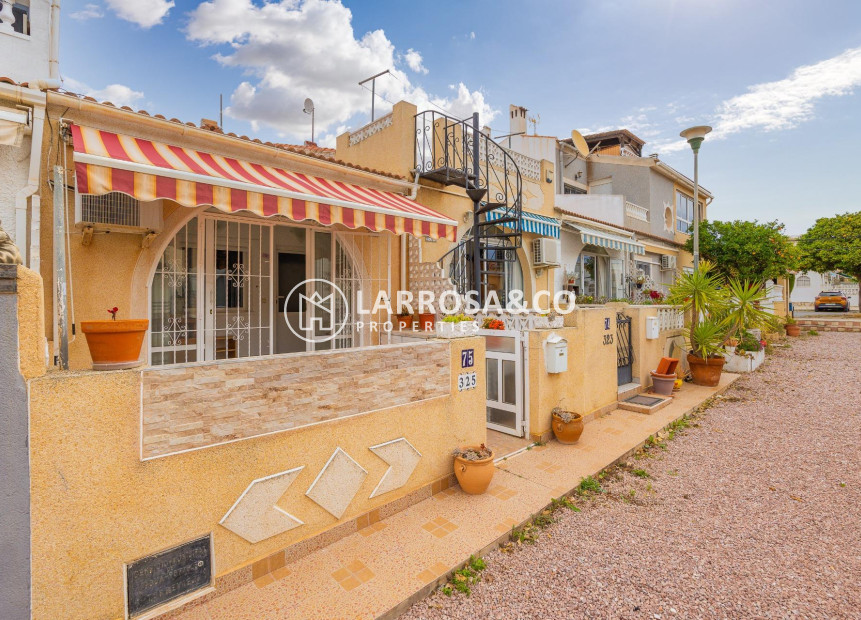 Resale - Semi-detached house - Torrevieja - La Siesta - El Salado - Torreta