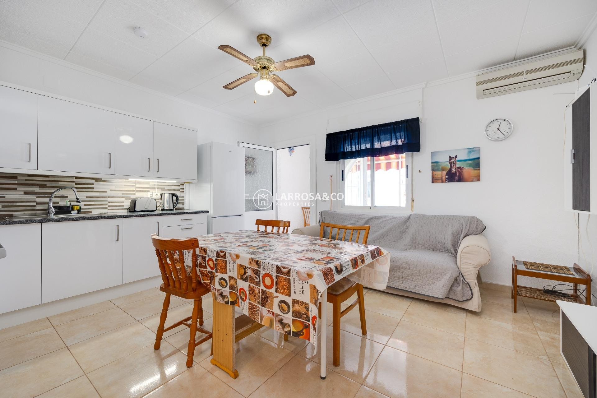 Resale - Semi-detached house - Torrevieja - La Siesta - El Salado - Torreta