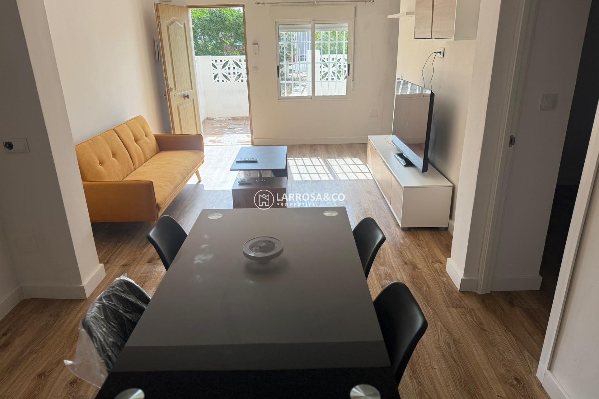 Resale - Semi-detached house - Torrevieja - La Siesta - El Salado - Torreta