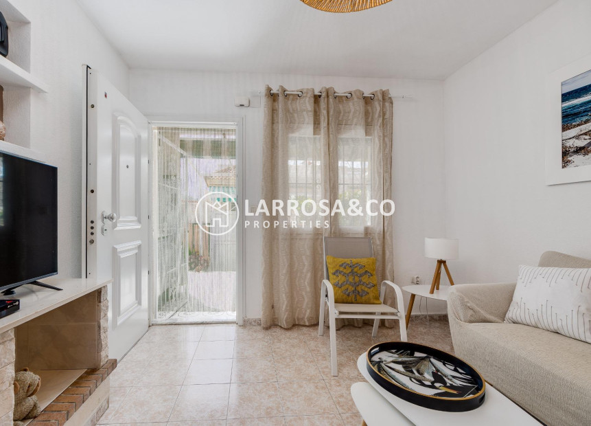 Resale - Semi-detached house - Torrevieja - Los Altos