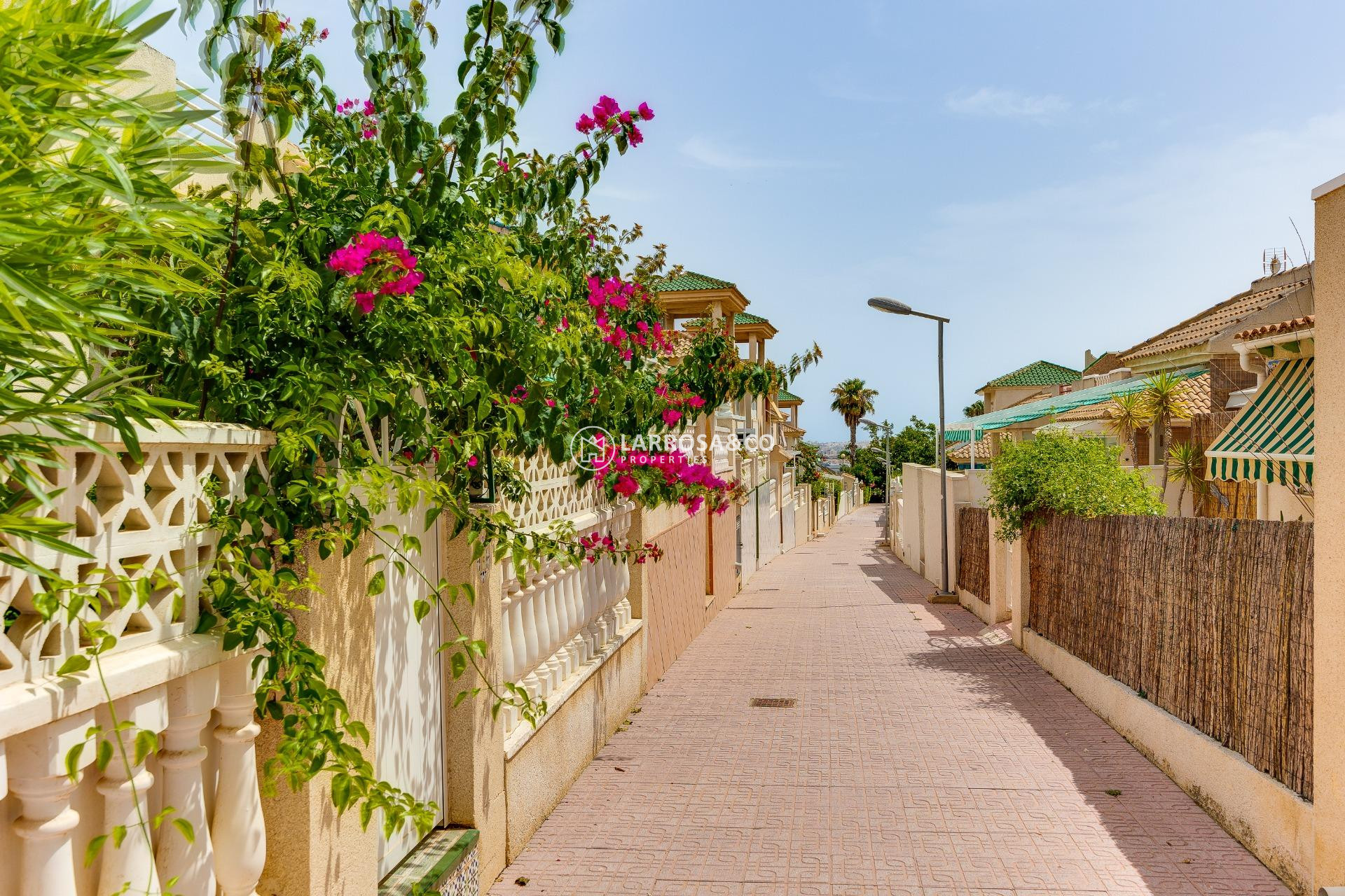 Resale - Semi-detached house - Torrevieja - Los Altos