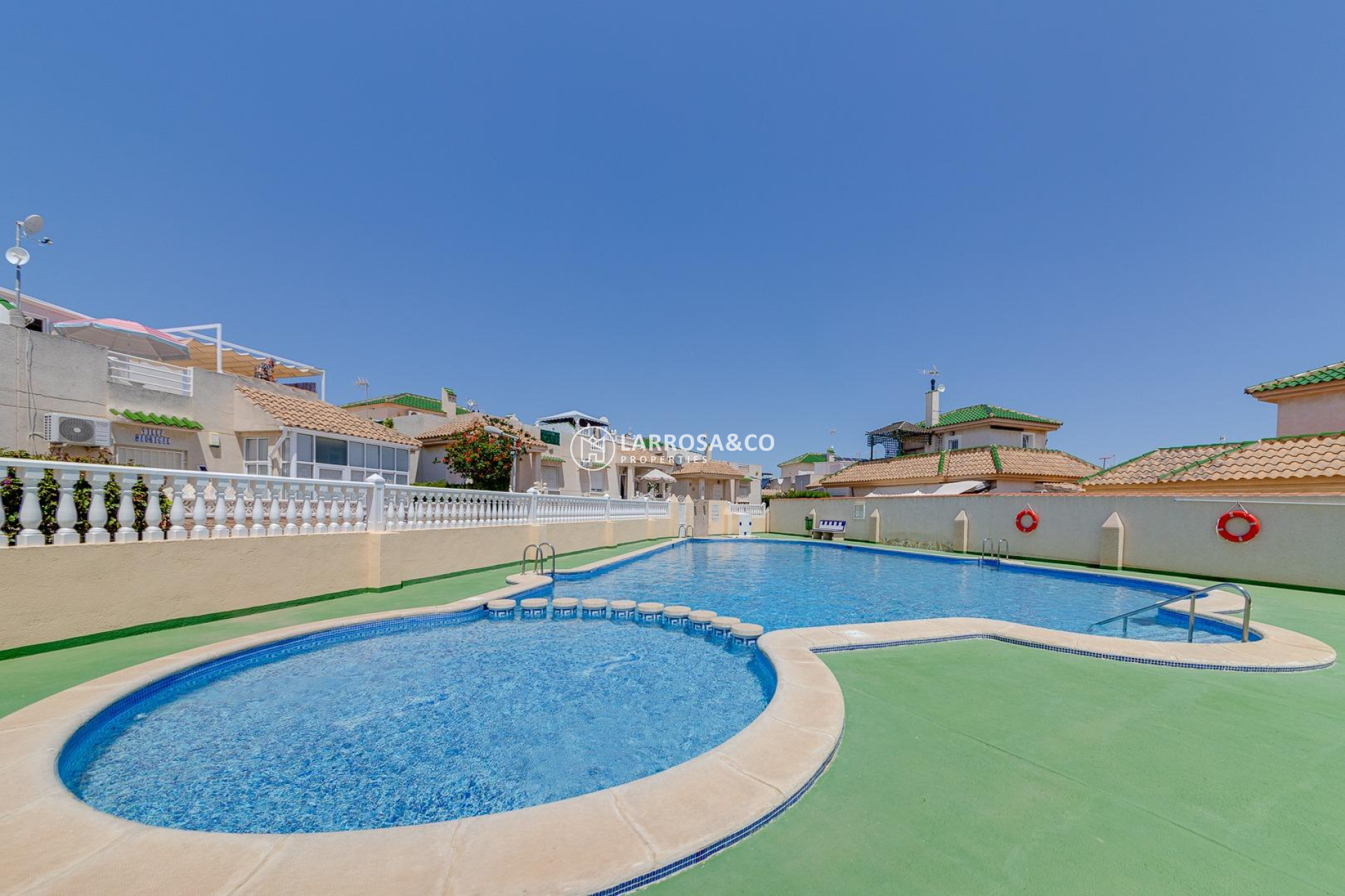 Resale - Semi-detached house - Torrevieja - Los Altos