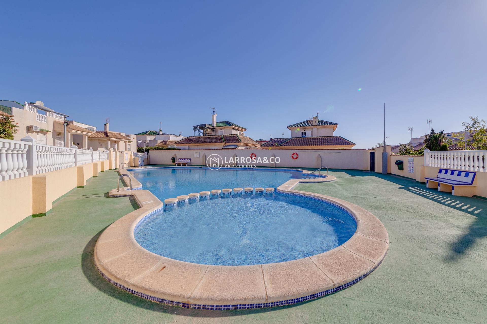 Resale - Semi-detached house - Torrevieja - Los Altos