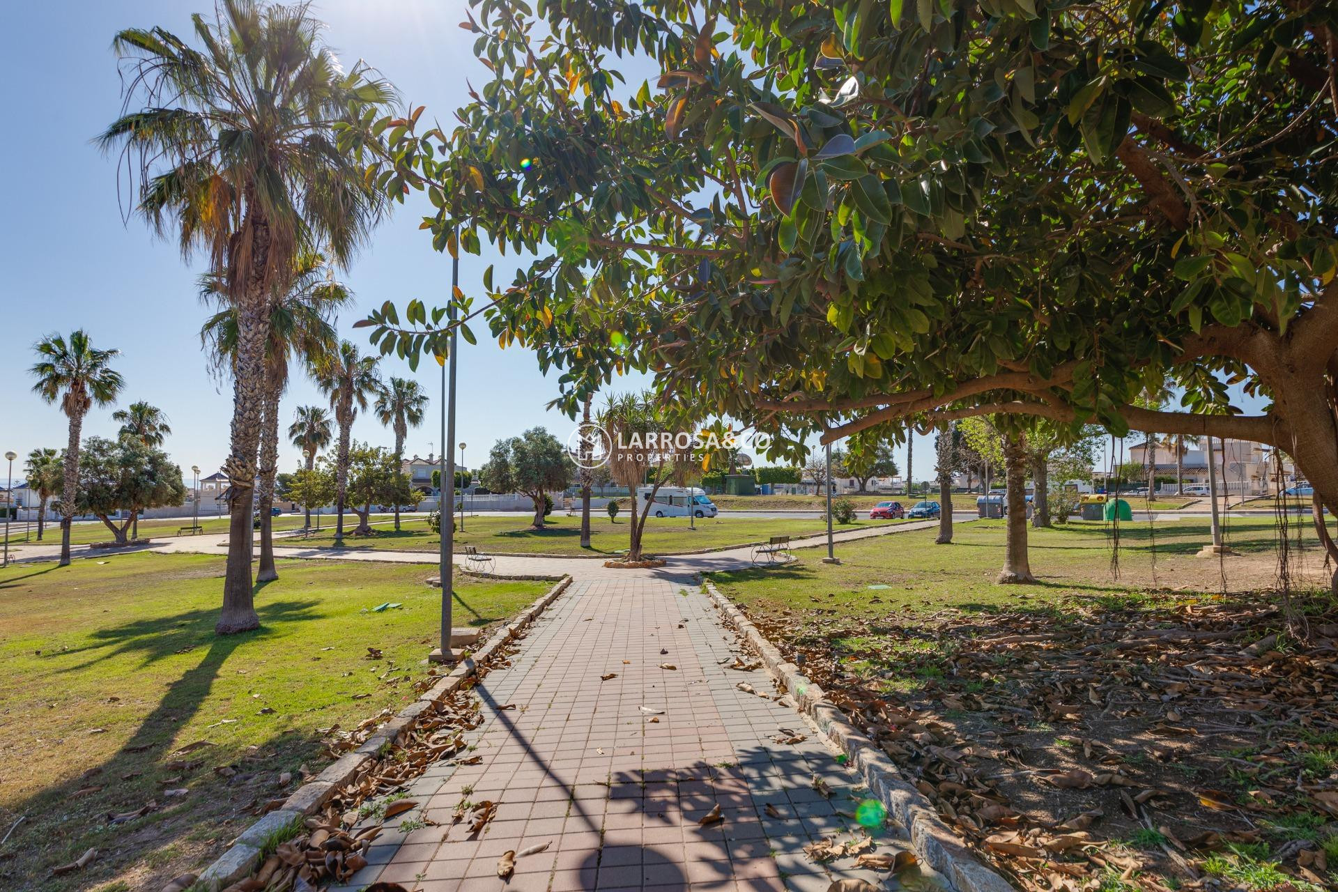 Resale - Semi-detached house - Torrevieja - Los Altos