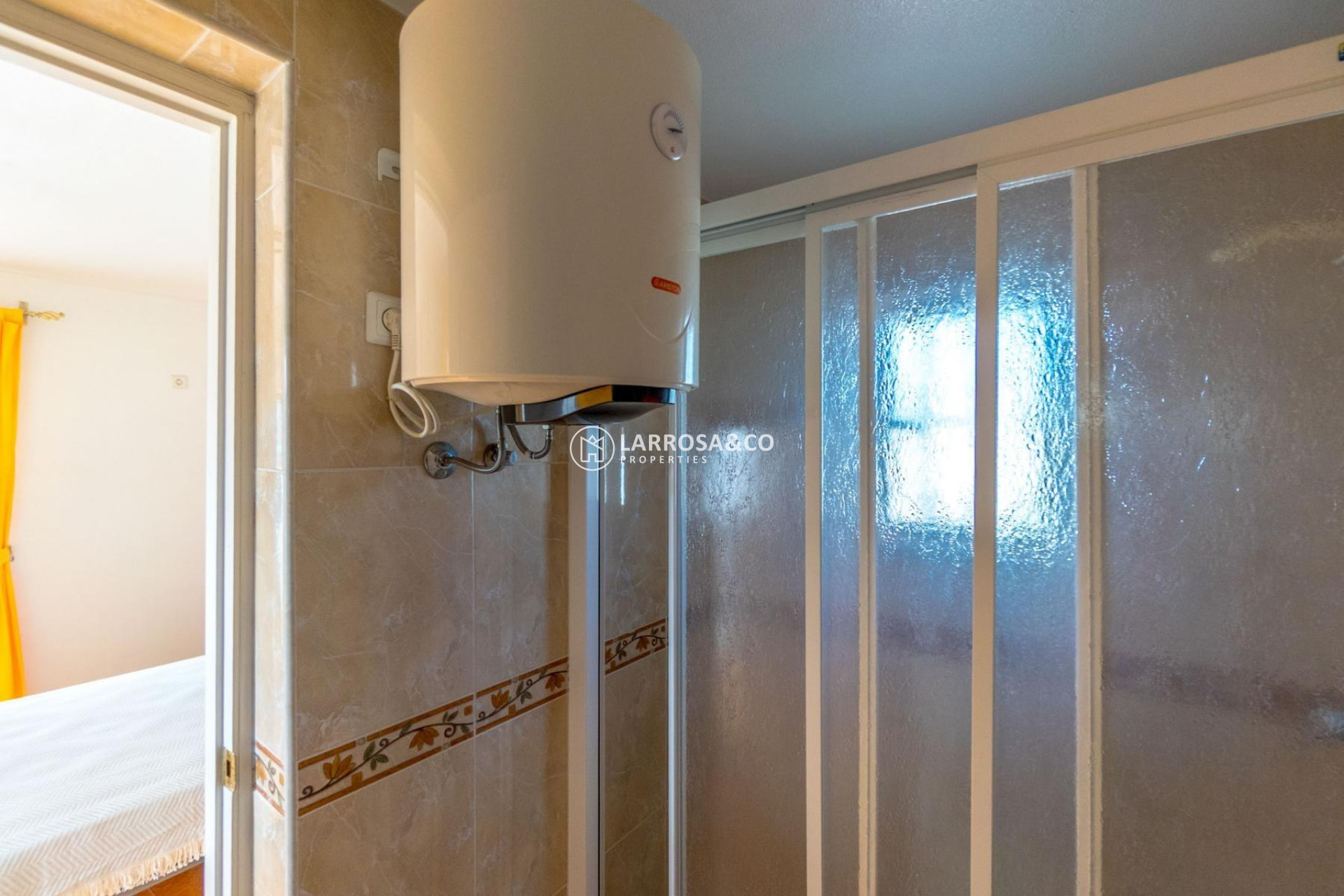 Resale - Semi-detached house - Torrevieja - Los Altos