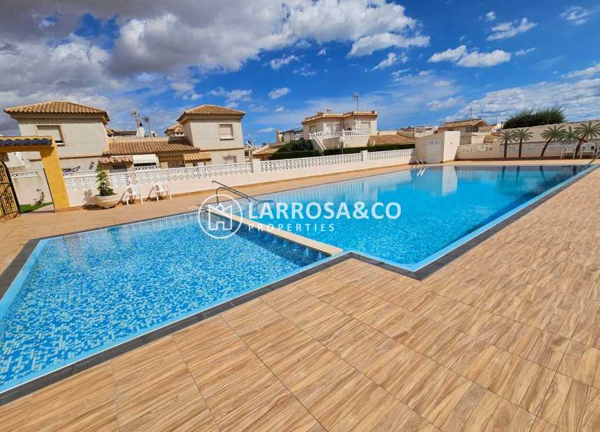 Resale - Semi-detached house - Torrevieja - Los Balcones - Los Altos del Edén
