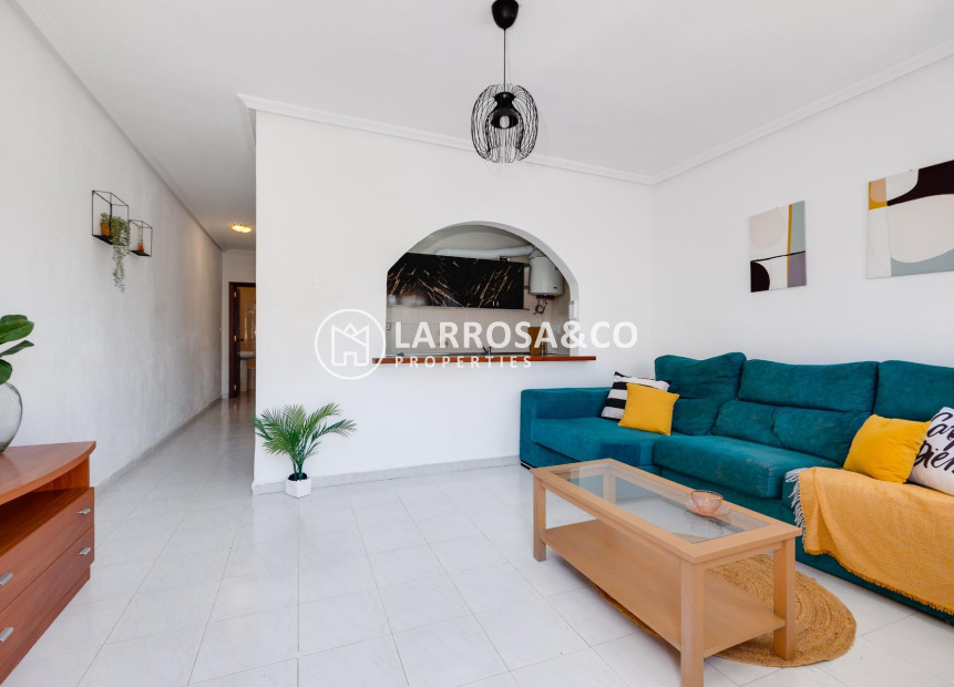 Resale - Semi-detached house - Torrevieja - Nueva Torrevieja