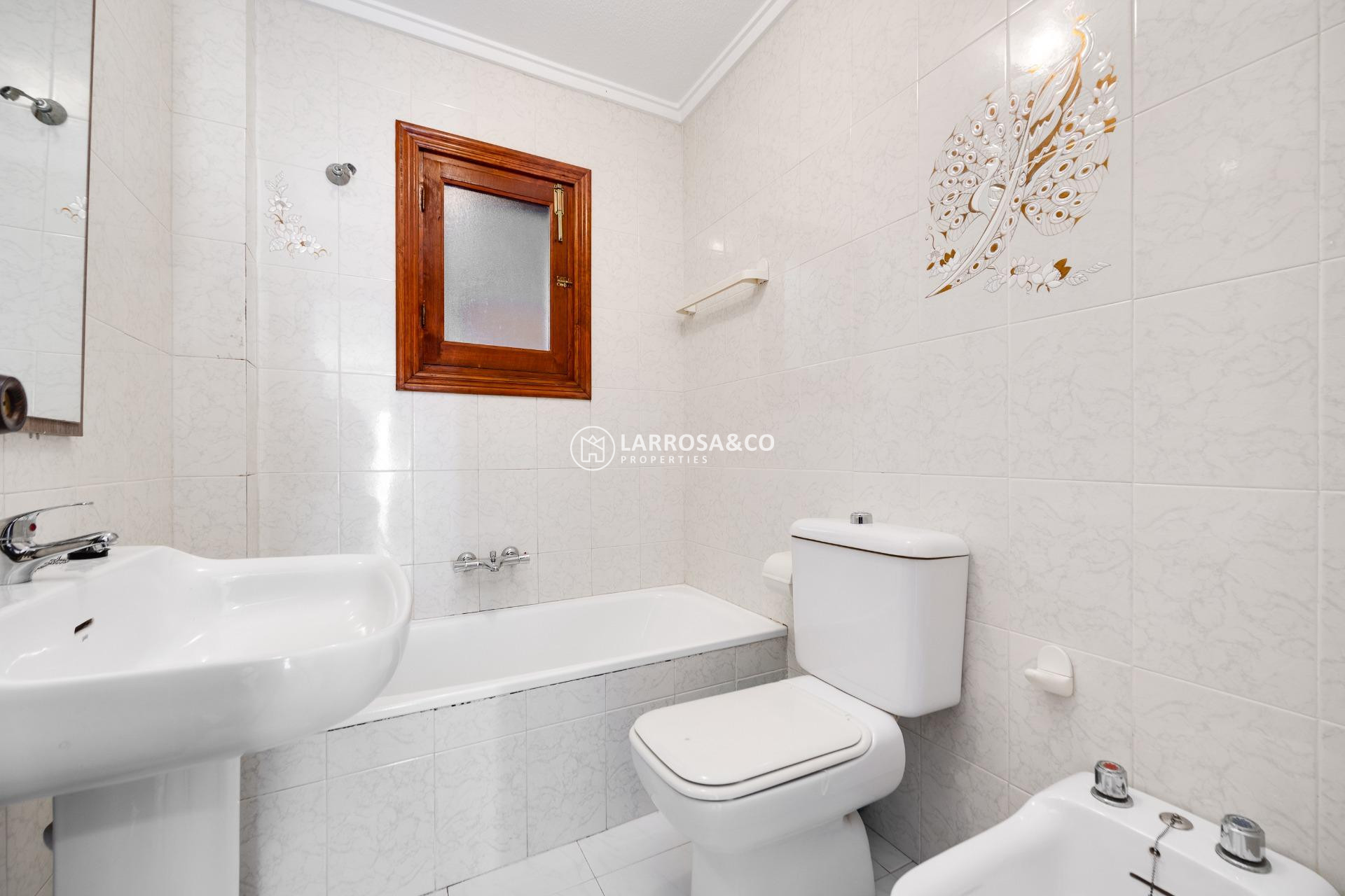 Resale - Semi-detached house - Torrevieja - Nueva Torrevieja