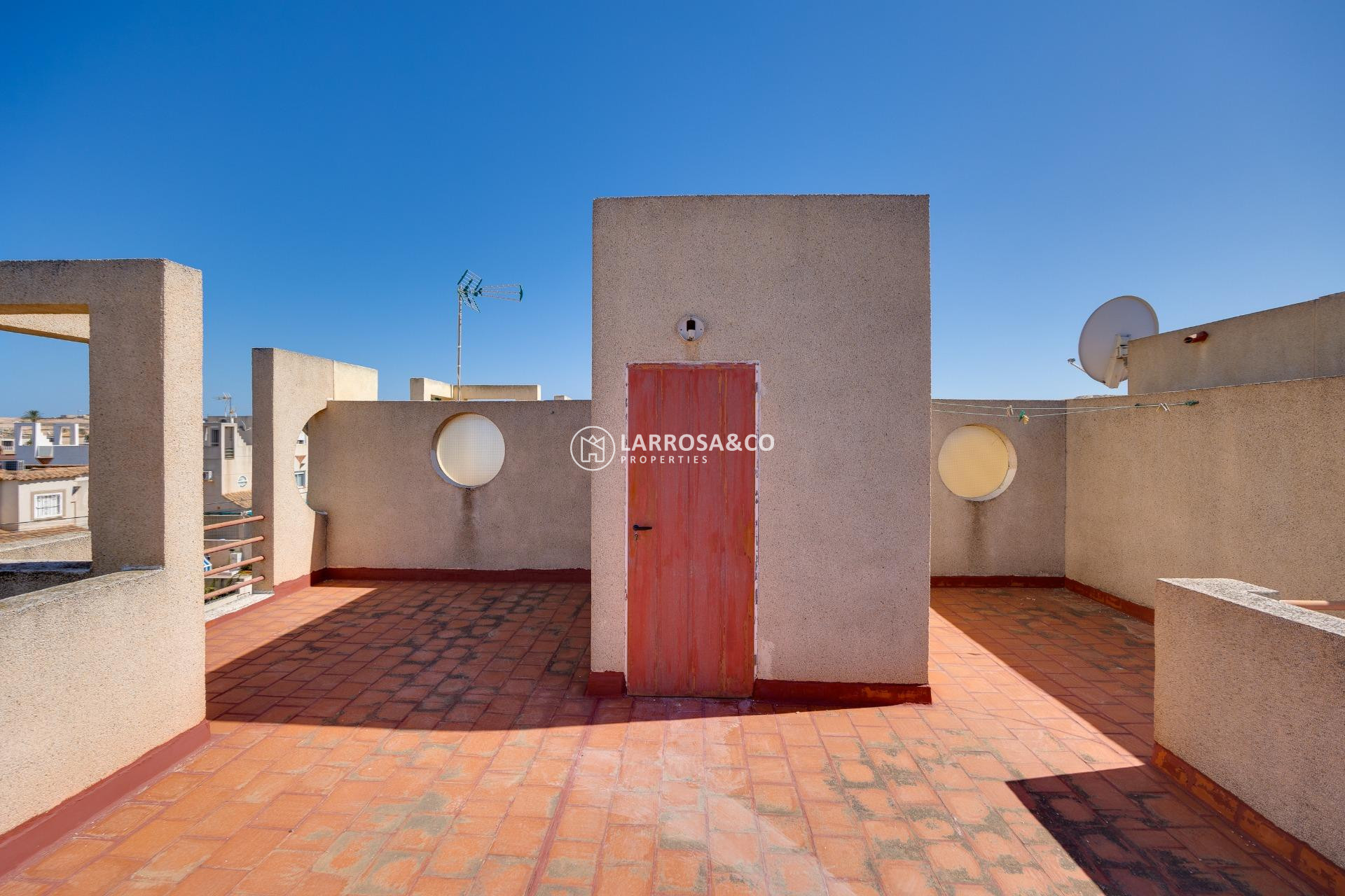 Resale - Semi-detached house - Torrevieja - Paraje natural
