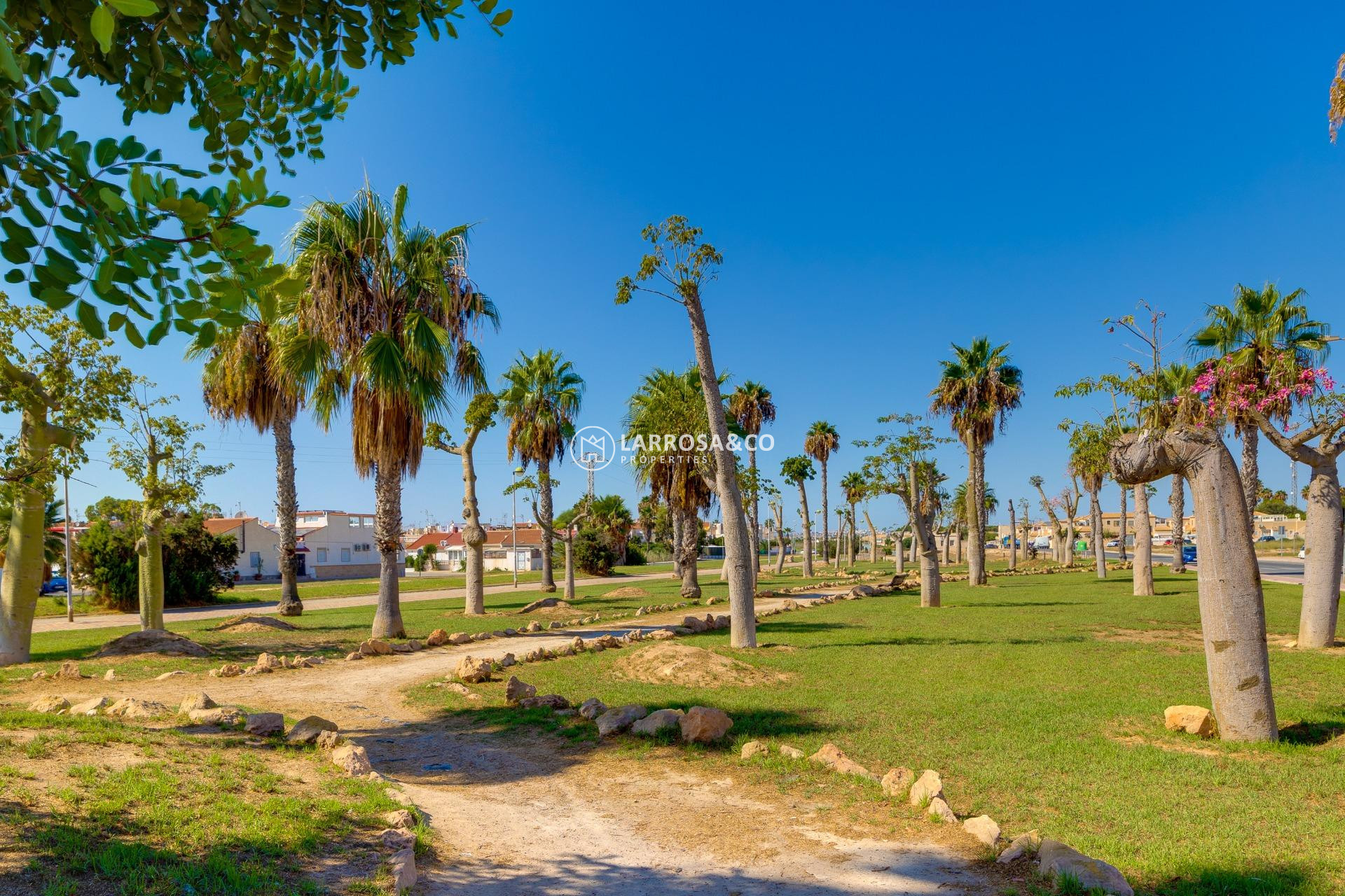 Resale - Semi-detached house - Torrevieja - Paraje natural