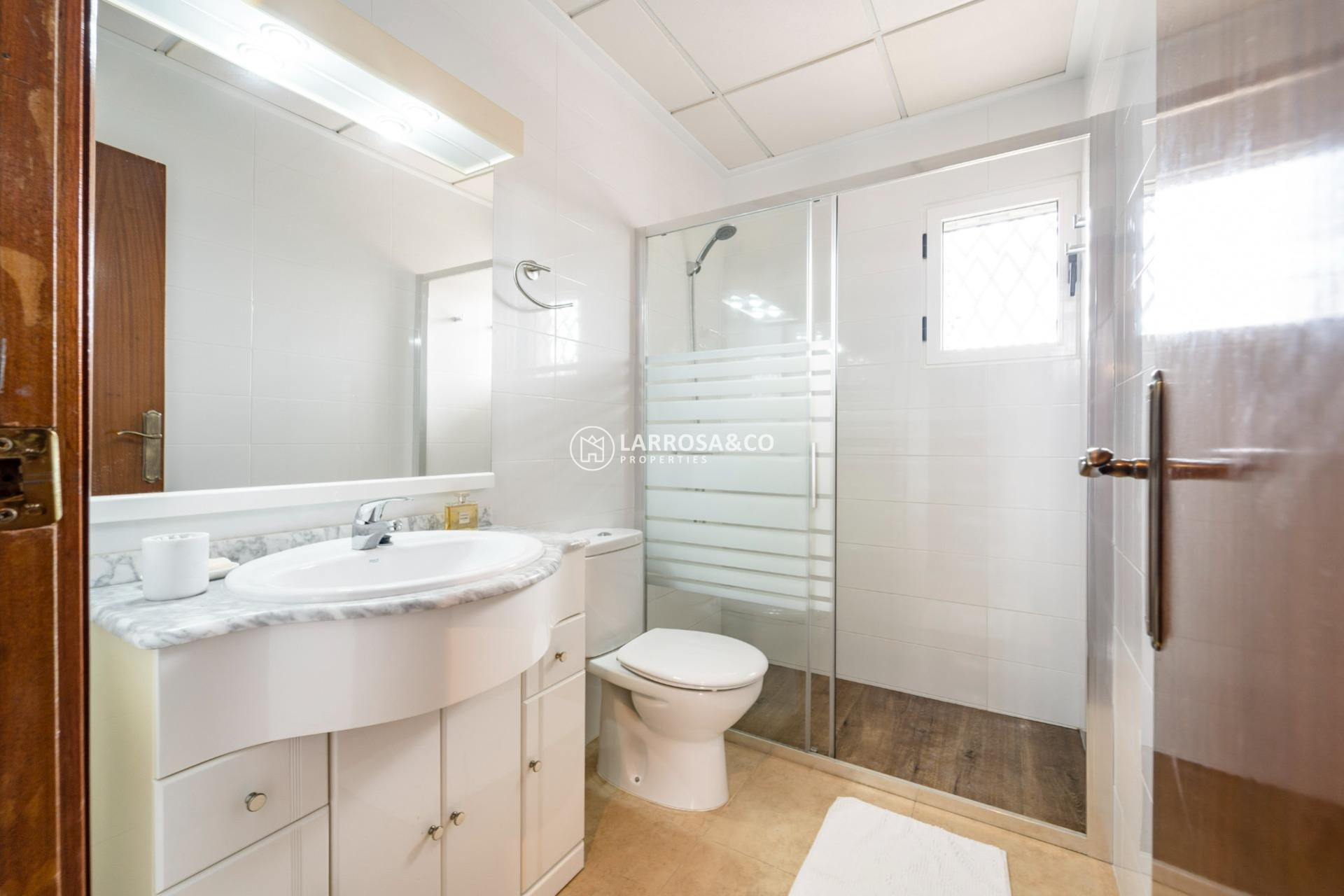 Resale - Semi-detached house - Torrevieja - Playa de los Naufragos