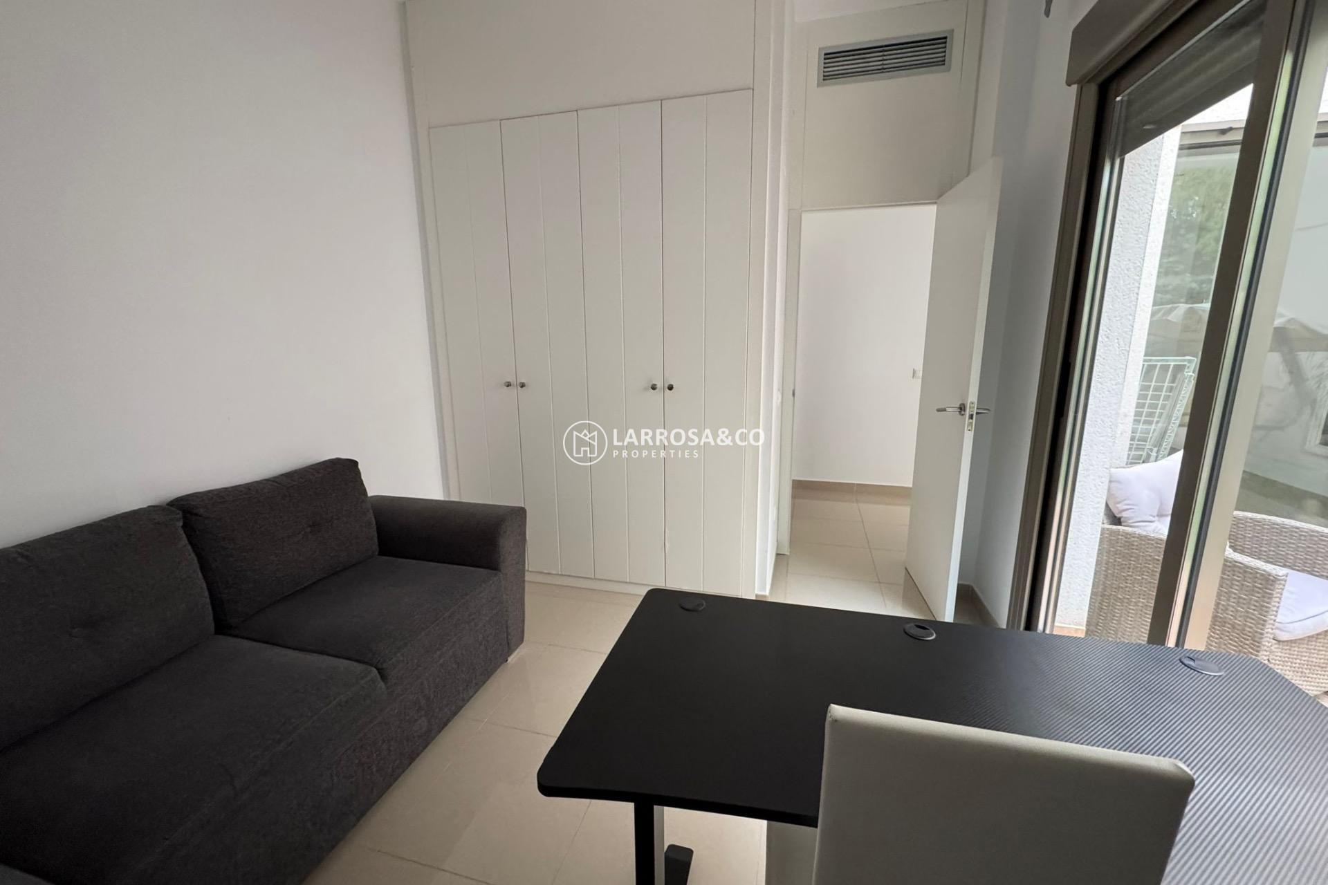 Resale - Semi-detached house - Torrevieja - Punta Prima