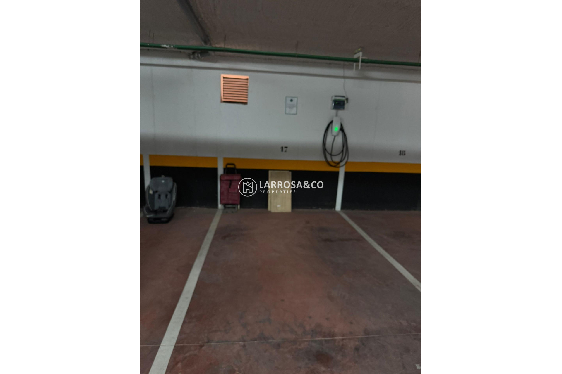 Resale - Semi-detached house - Torrevieja - Punta Prima