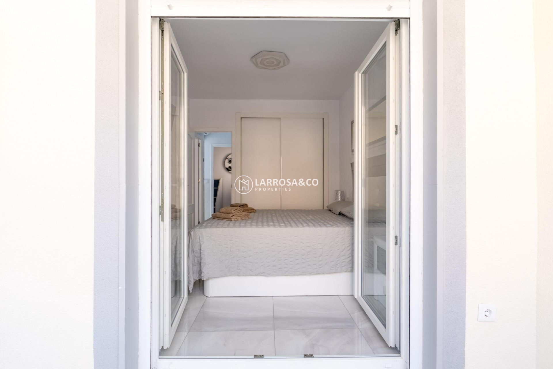 Resale - Semi-detached house - Torrevieja - Punta Prima