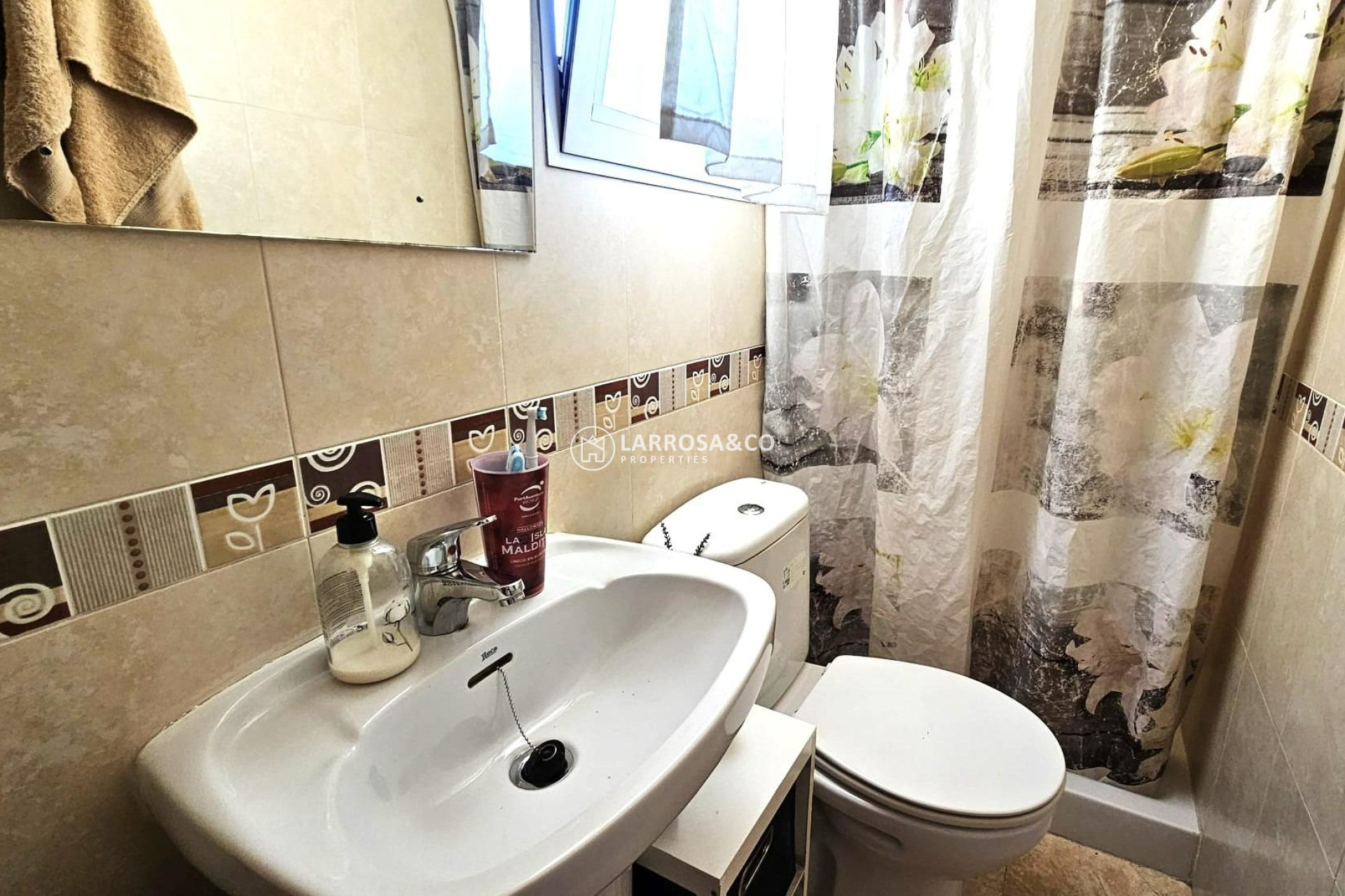 Resale - Semi-detached house - Torrevieja - Sector 25