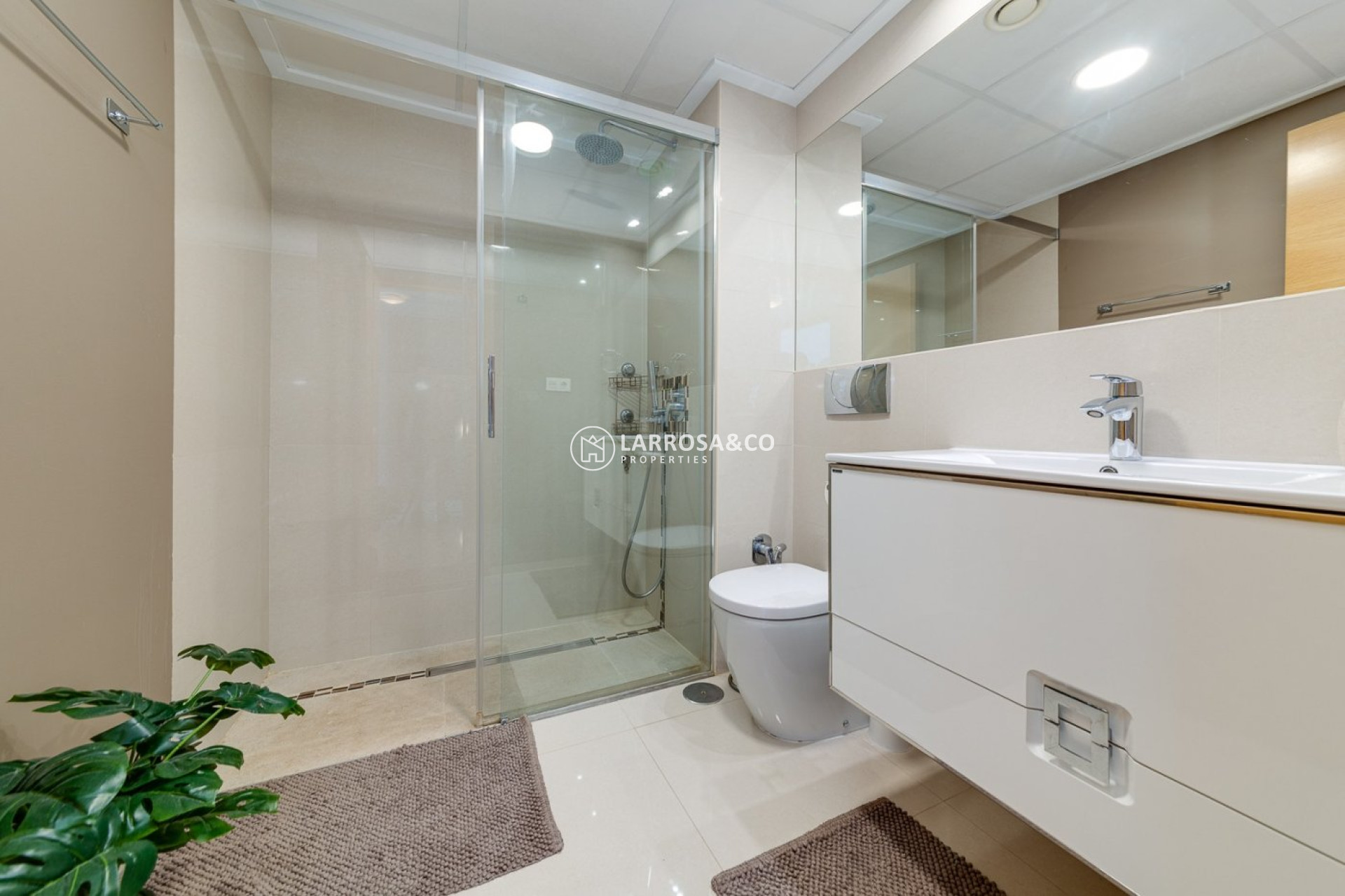 Resale - Semi-detached house - Torrevieja - Sector 25