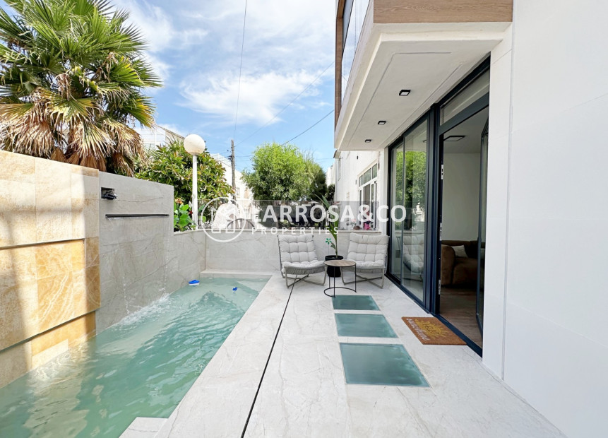 Resale - Semi-detached house - Torrevieja - Torrevieja - Aguas Nuevas