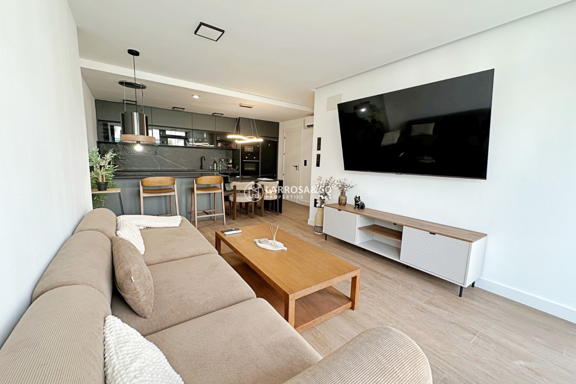 Resale - Semi-detached house - Torrevieja - Torrevieja - Aguas Nuevas