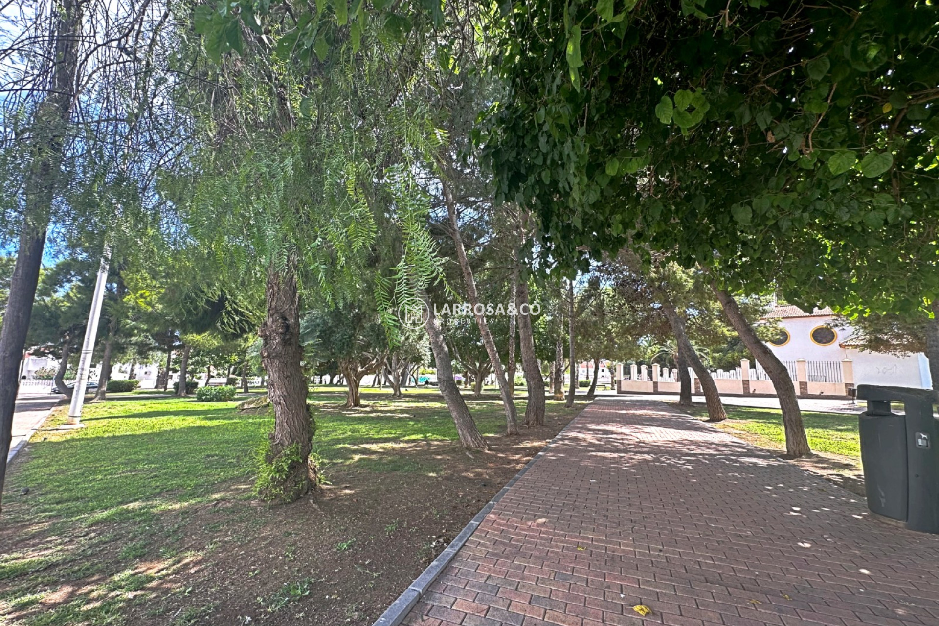 Resale - Semi-detached house - Torrevieja - Torrevieja - Aguas Nuevas