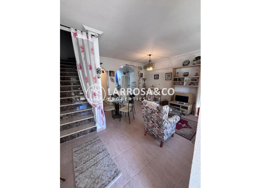 Resale - Semi-detached house - Villamartín - Costa Blanca