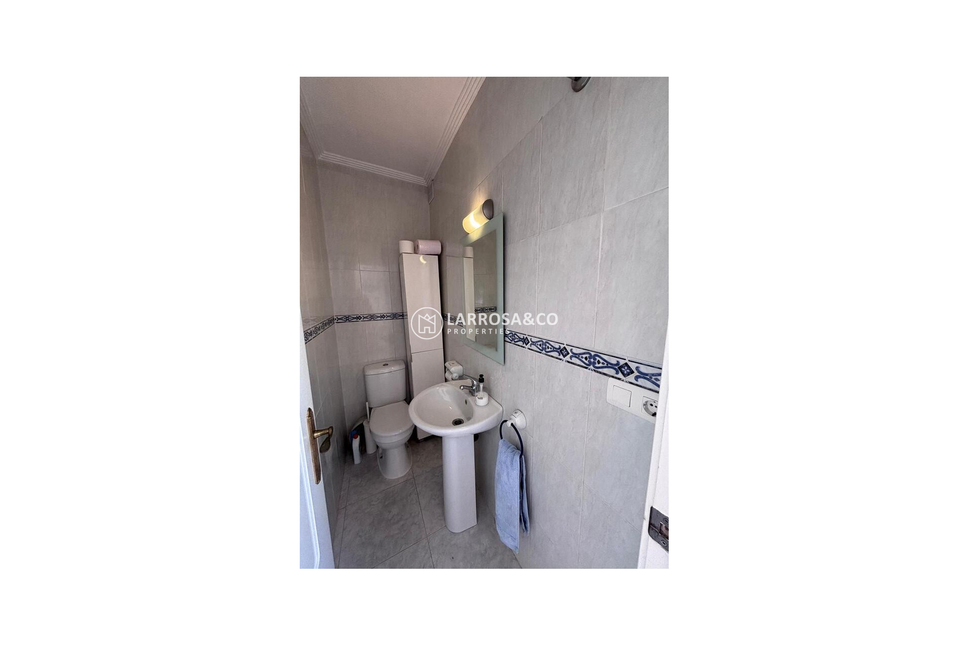 Resale - Semi-detached house - Villamartin - Costa Blanca