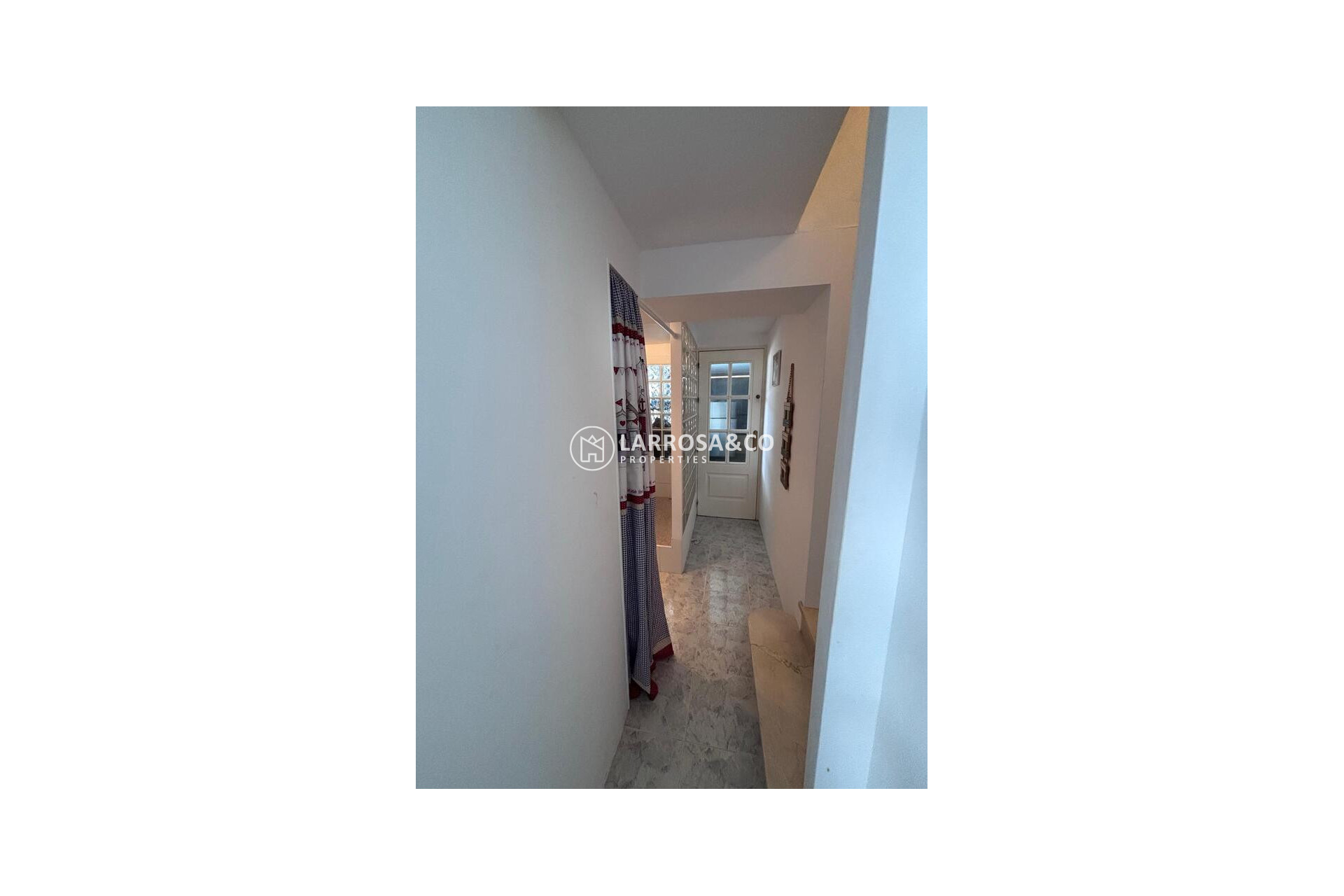 Resale - Semi-detached house - Villamartin - Costa Blanca
