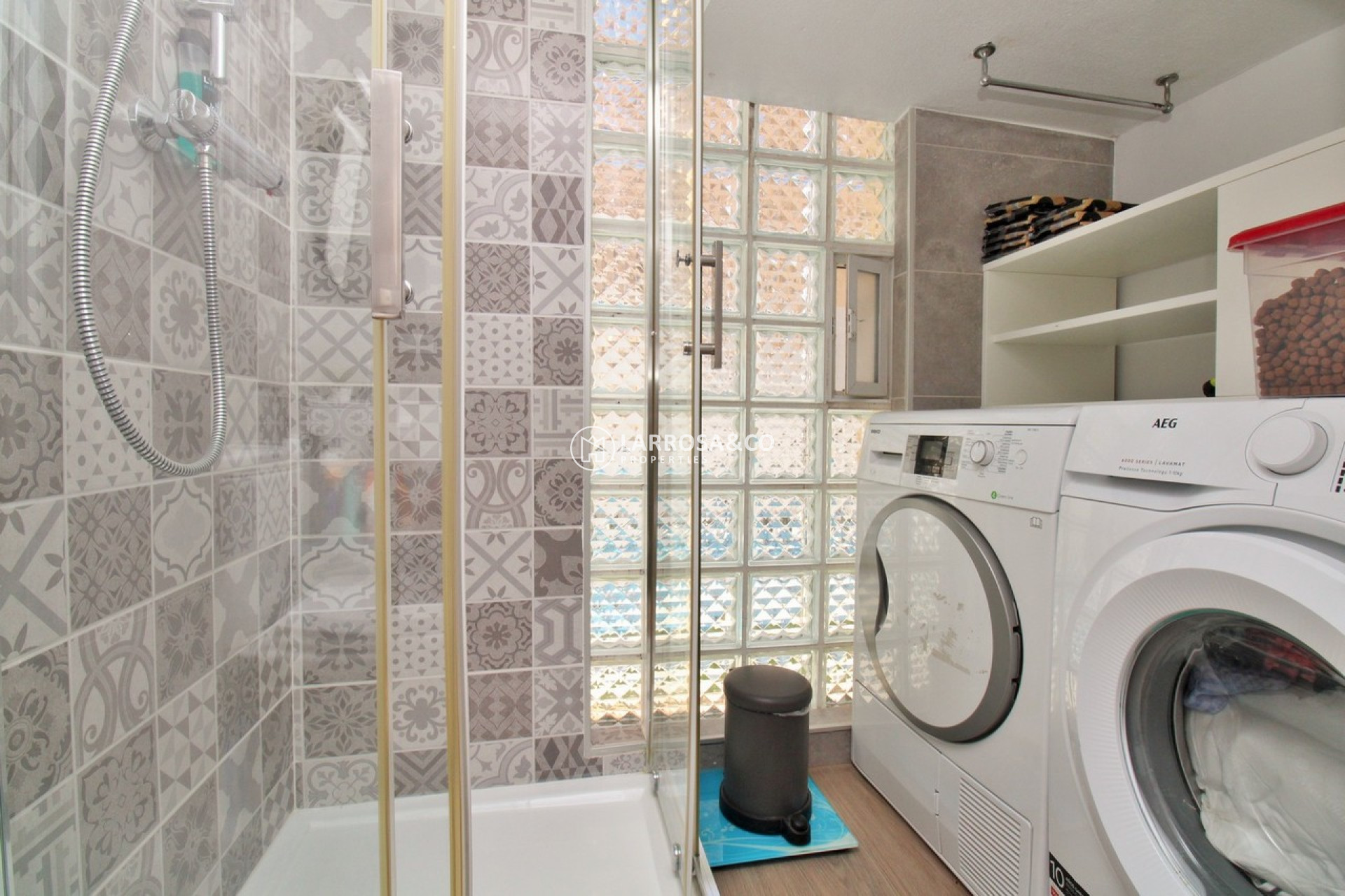 Resale - Semi-detached house - Villamartin - Costa Blanca
