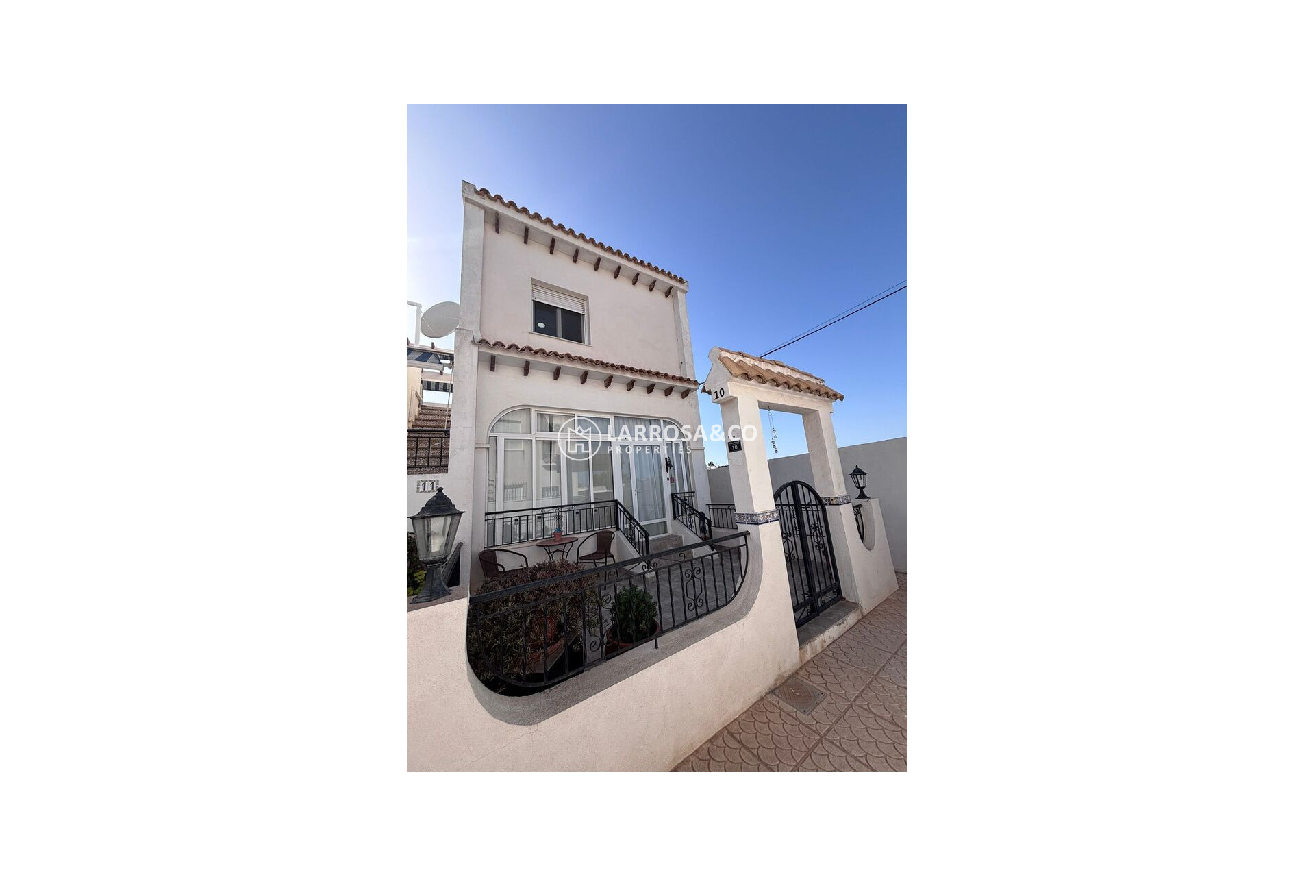 Resale - Semi-detached house - Villamartin - Costa Blanca