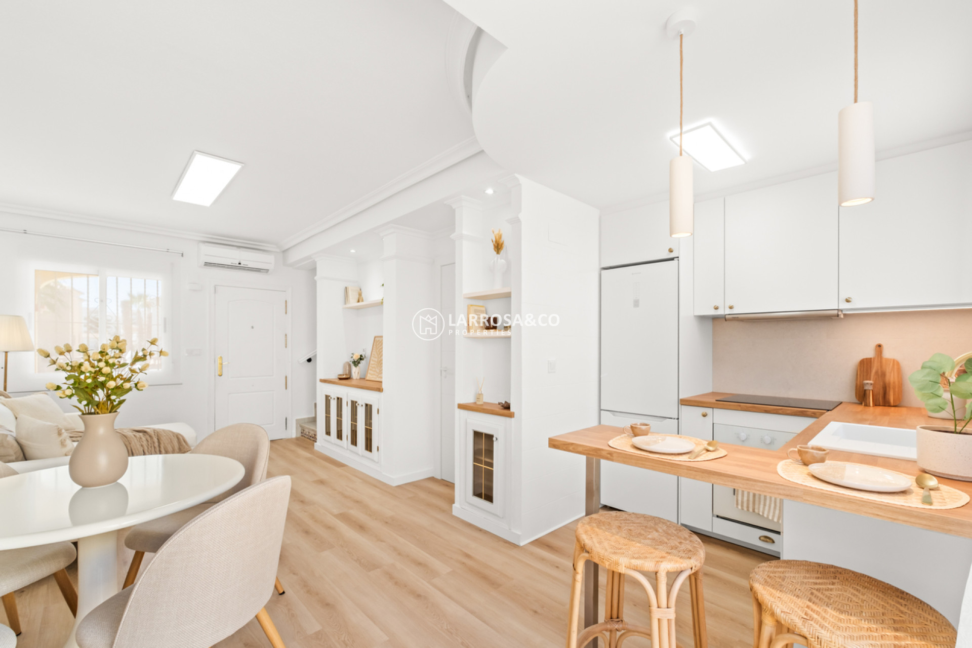 Resale - Semi-detached house - Villamartin - Costa Blanca