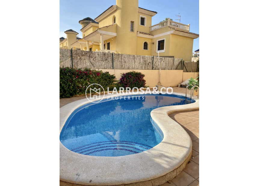 Resale - Semi-detached house - Villamartín - Villamartin