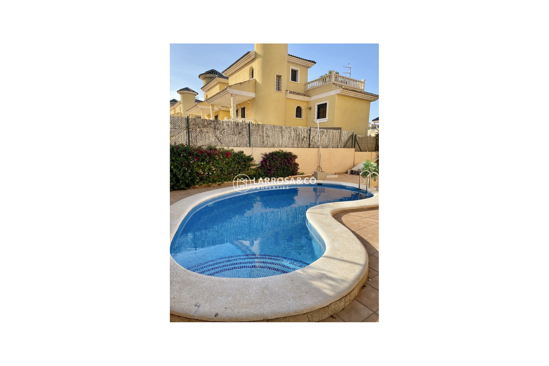 Resale - Semi-detached house - Villamartín - Villamartin
