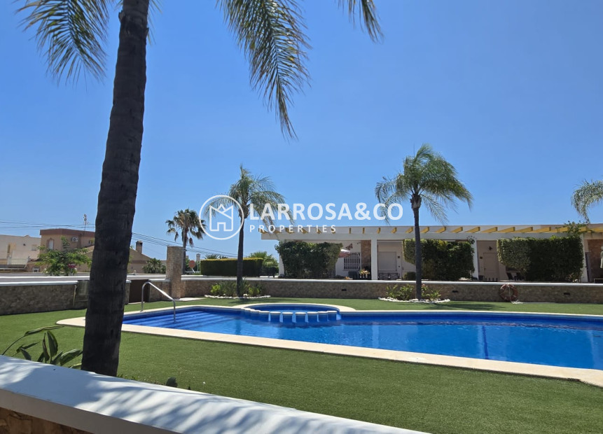 Resale - Terraced house / Townhouse - Orihuela costa - Mil Palmeras