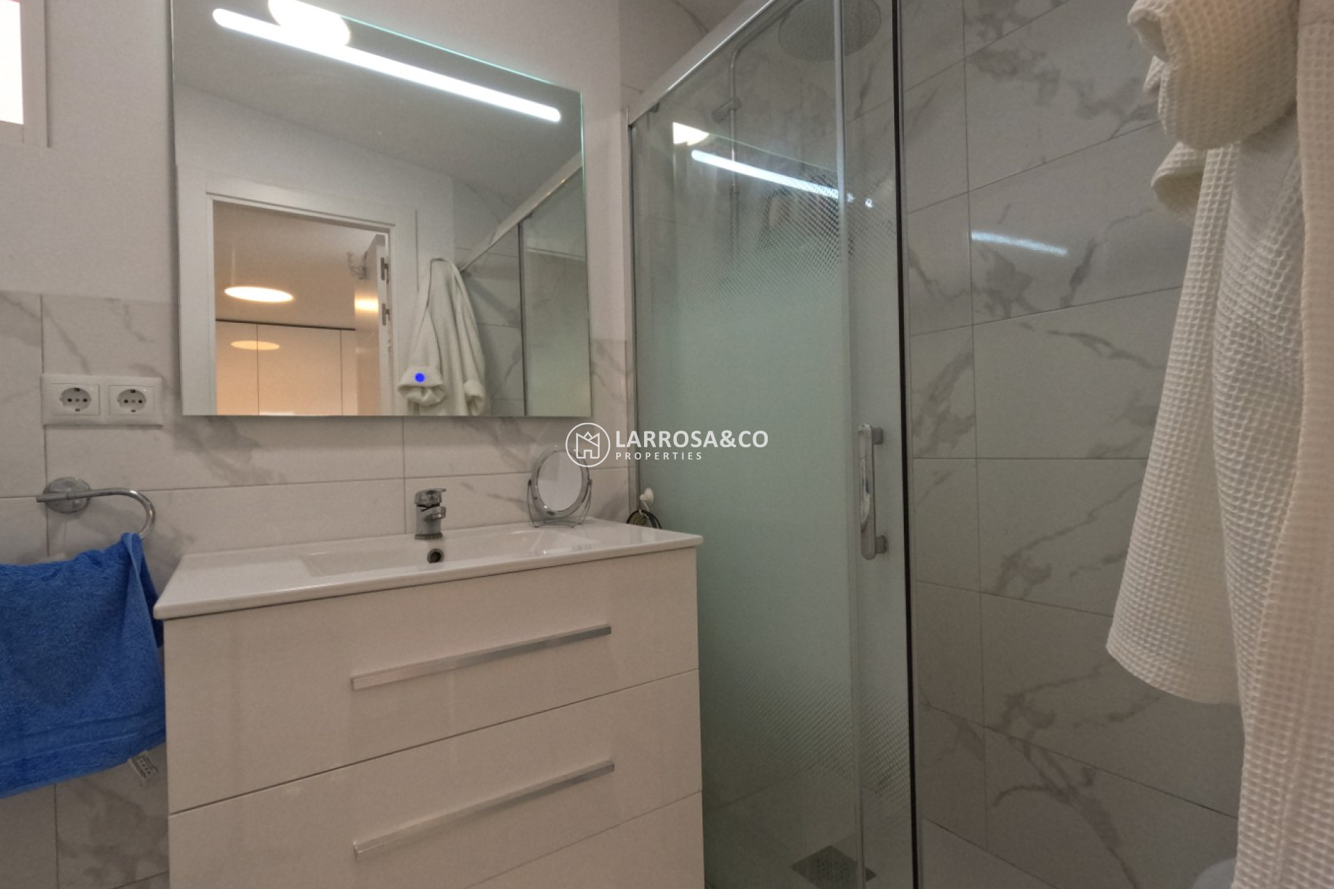 Resale - Terraced house / Townhouse - Torrevieja - El Acequión - Los Náufragos