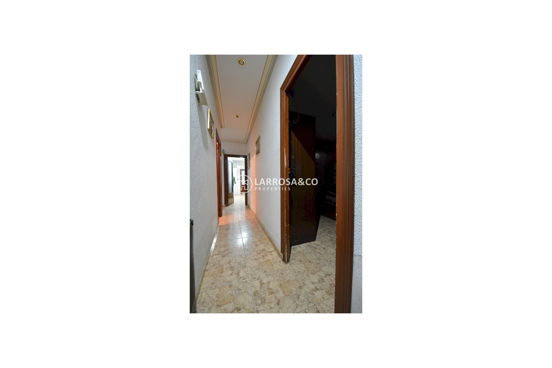 Resale - Townhouse - Guardamar del Segura - MERCADONA