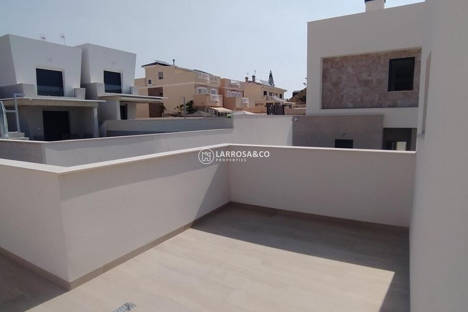 Resale - Villa Penthouse - Torrevieja - Aguas Nuevas