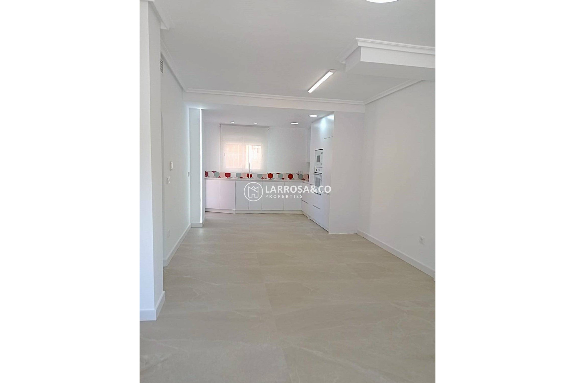 Reventa - Adosado - Pilar de la Horadada - PILAR DE LA HORADADA